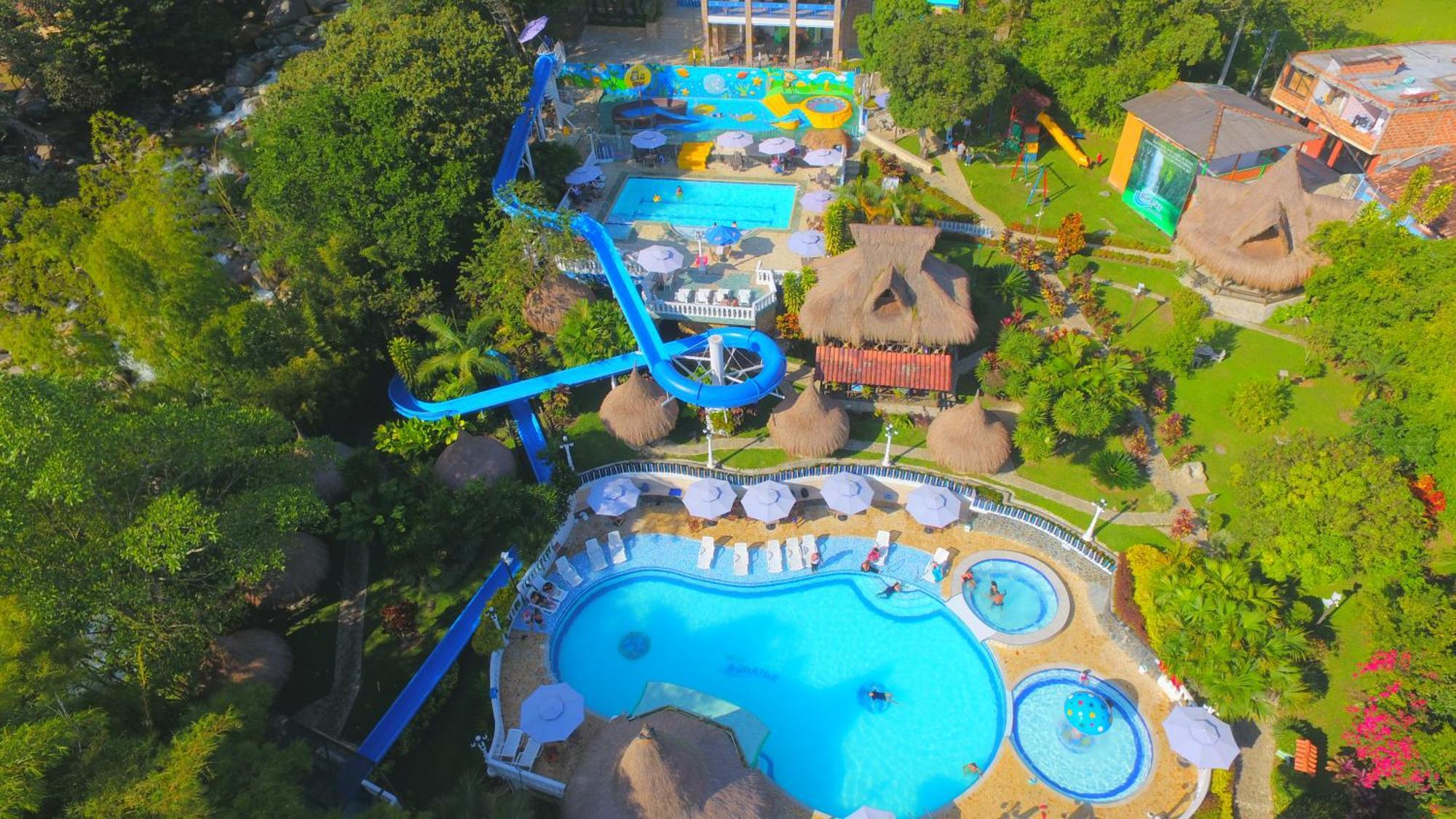 Hotel Aguatur Cocorná Exteriör bild
