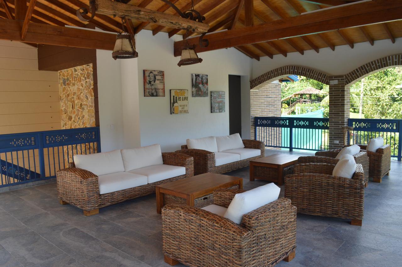 Hotel Aguatur Cocorná Exteriör bild